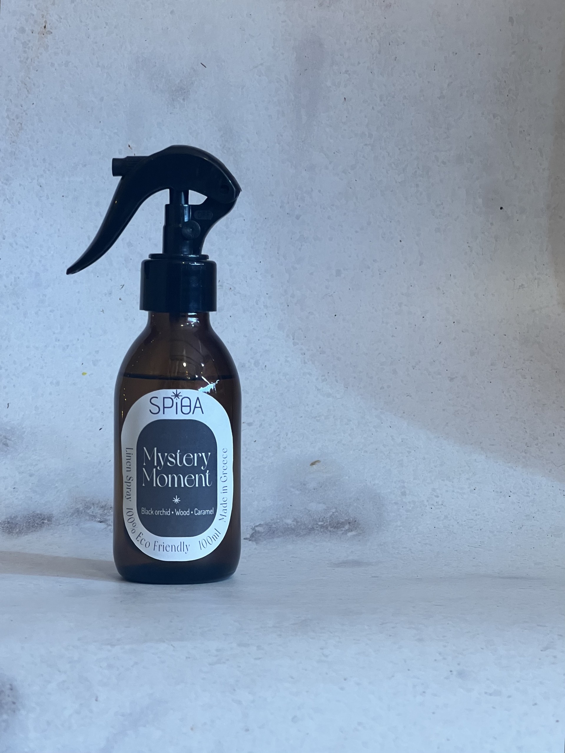 LINEN/ROOM SPRAY με άρωμα MYSTERY MOMENT - Αρωματική πολυτέλεια για τον χώρο σας